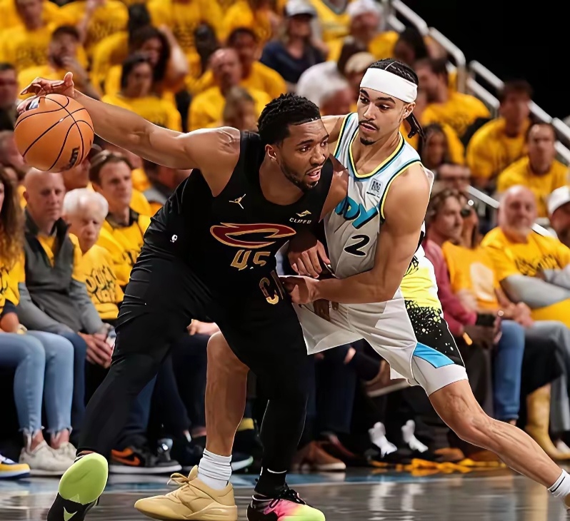 步行者翻盘辽宁队，利拉德点燃赛场