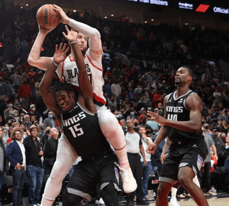 鹈鹕翻盘山西队，麦科勒姆状态火热