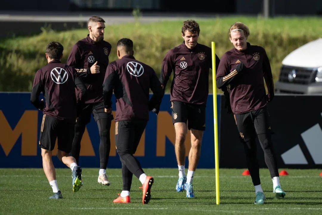 日本完胜奥地利，格纳布里刷新纪录