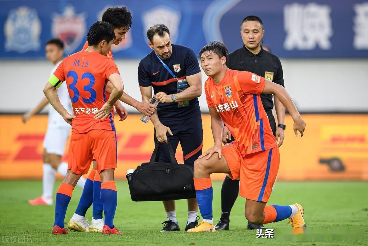 中国队碾压印度队，郑思维惊艳四座