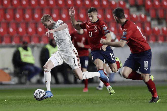 德国力克希腊，晋级欧预赛半决赛