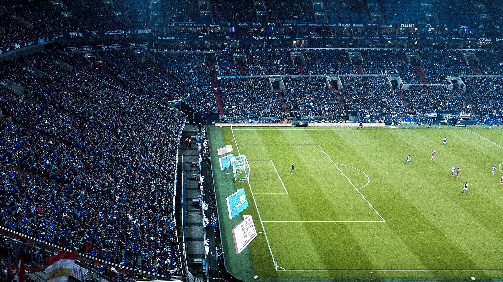 红与黑的宿命对决,当梅赛德斯完胜法拉利,周冠宇为中国速度刻下唯一坐标